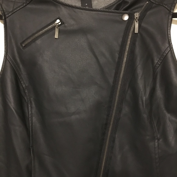 🌹HOST PICK🌹 NWT LANE BRYANT black zippered vest - Picture 6 of 8